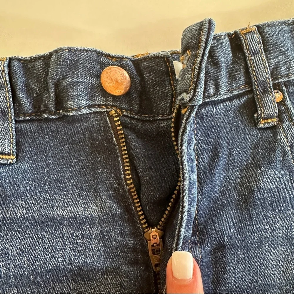 H&M Denim Raw Edge Cutoff Shorts Sz 4